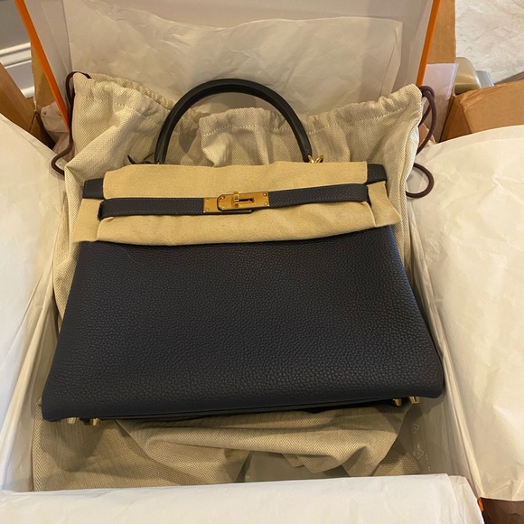 WELCOME! Nice to meet you! I ACCEPT MOST OFFERS! Try me!! - Picture 6 of 16